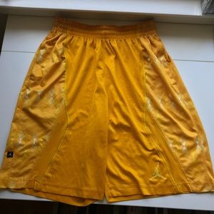 Jordan Athletic Shorts size Large